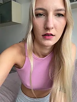NattieBoo online show from May 16, 12:37 pm