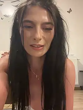 Snapshot of KinkyAmelie chatting on September 18, 6:54 pm KinkyAmelie online show from September 18, 6:54 pm