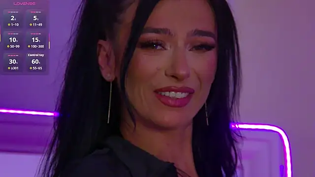 Snapshot of KinkyAmelie chatting on September 19, 6:41 pm KinkyAmelie online show from September 19, 6:41 pm