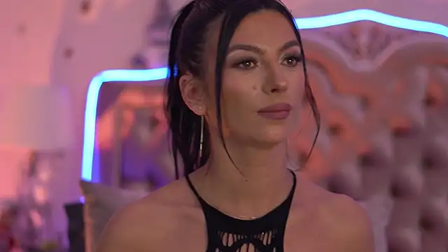 KinkyAmelie online show from January 17, 6:00 pm