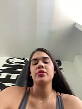 Snapshot of BellaLeclair chatting on February 26, 3:00 pm BellaLeclair online show from February 26, 3:00 pm