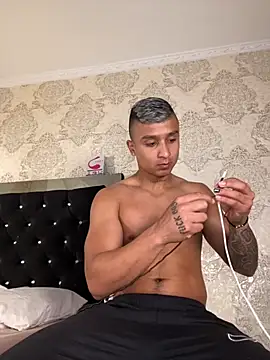 ThiagoBlaze online show from September 19, 2:46 am