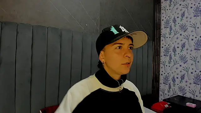  Hannah Hot online show from February 10, 1:32 am