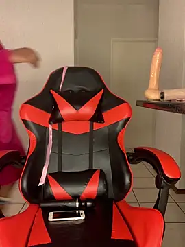 jayjayja19 online show from November 24, 5:45 pm