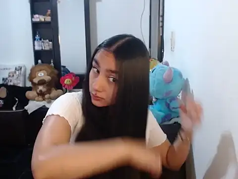 Snapshot of Stormyyy_hot chatting on November 23, 6:41 pm Stormyyy hot online show from November 23, 6:41 pm