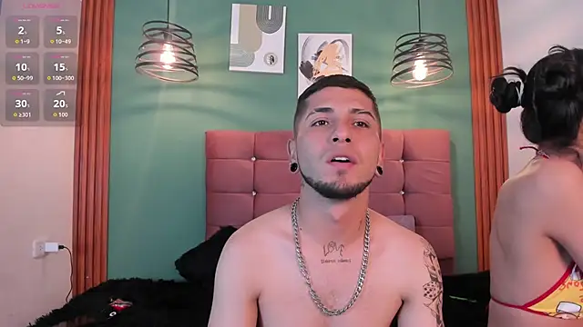 raven smith  online show from March 12, 2:50 am