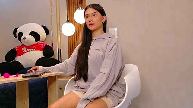 Snapshot of Sweet_Mafe chatting on March 5, 12:23 pm Sweet Mafe online show from March 5, 12:23 pm