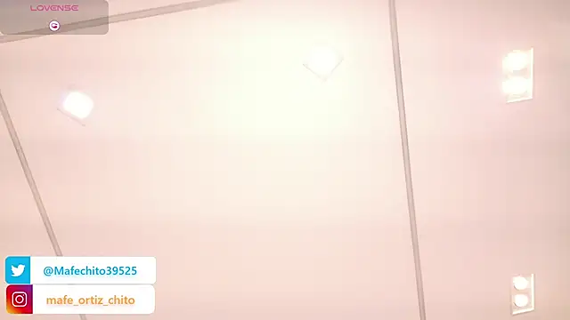 Snapshot of Sweet_Mafe chatting on March 11, 1:39 pm Sweet Mafe online show from March 11, 1:39 pm