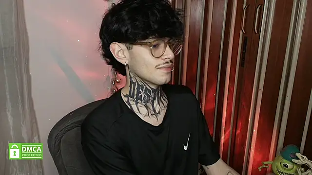 Mihail leroy online show from January 9, 3:31 am