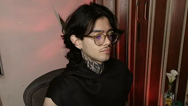 Snapshot of Mihail_leroy chatting on July 24, 3:15 am Mihail leroy online show from July 24, 3:15 am