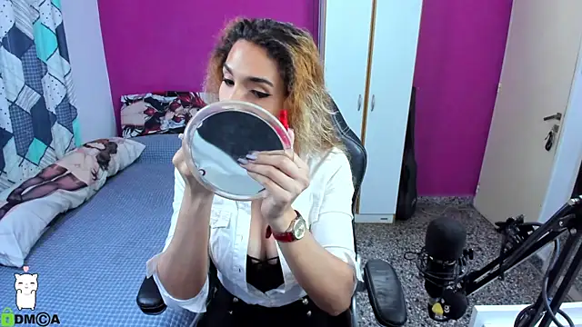 Sweet-Secret  online show from November 9, 9:35 pm