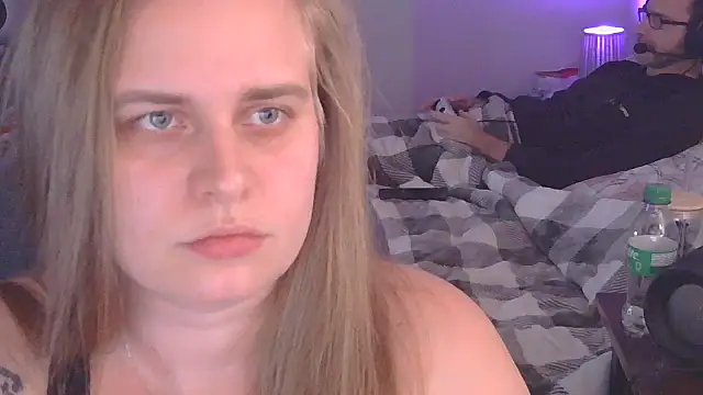 Sexyblonde12344 online show from November 22, 12:53 am