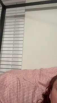 Snapshot of AnneNay chatting on November 22, 4:00 am AnneNay online show from November 22, 4:00 am