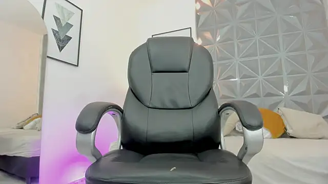 Snapshot of Ricky_Owens1 chatting on November 19, 6:30 pm Ricky Owens1 online show from November 19, 6:30 pm