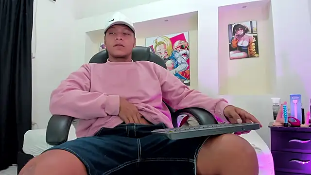 Snapshot of Ricky_Owens1 chatting on December 3, 7:56 pm Ricky Owens1 online show from December 3, 7:56 pm