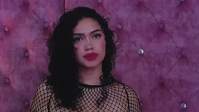 MaddisonBelucci online show from September 19, 8:31 pm