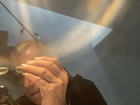 Snapshot of choupipat1 chatting on September 30, 6:18 am choupipat1 online show from September 30, 6:18 am