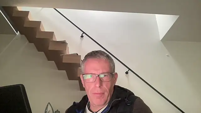 Snapshot of choupipat1 chatting on October 28, 2:20 pm choupipat1 online show from October 28, 2:20 pm