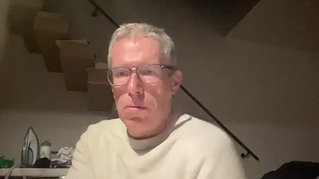 Snapshot of choupipat1 chatting on October 29, 11:06 pm choupipat1 online show from October 29, 11:06 pm