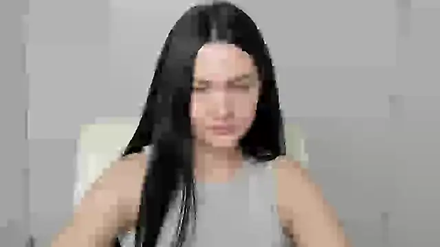 Snapshot of Lune_Moon chatting on October 6, 5:27 am Lune Moon online show from October 6, 5:27 am