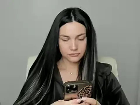 Snapshot of Lune_Moon chatting on October 9, 7:06 am Lune Moon online show from October 9, 7:06 am