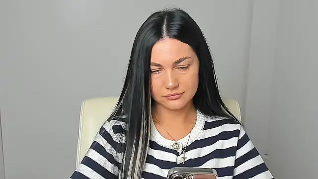 Snapshot of Lune_Moon chatting on November 20, 7:08 am Lune Moon online show from November 20, 7:08 am