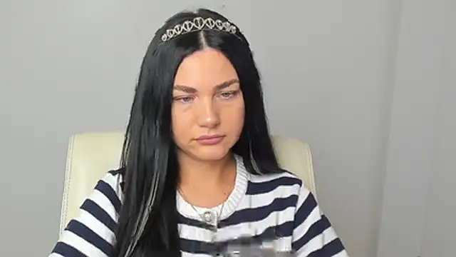 Snapshot of Lune_Moon chatting on November 26, 6:36 am Lune Moon online show from November 26, 6:36 am