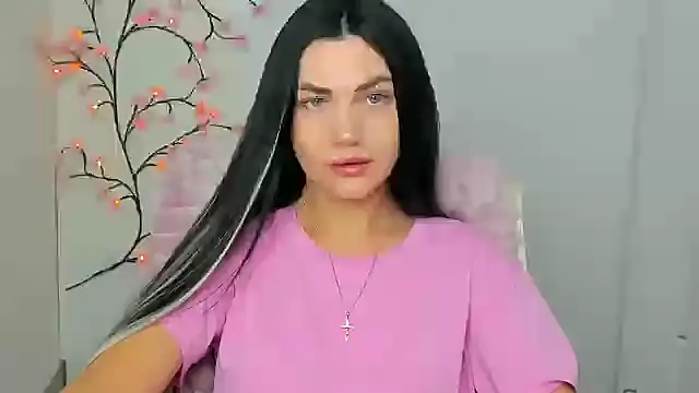 Snapshot of Lune_Moon chatting on March 9, 6:39 am Lune Moon online show from March 9, 6:39 am