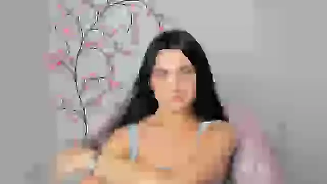 Snapshot of Lune_Moon chatting on April 1, 5:30 am Lune Moon online show from April 1, 5:30 am