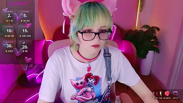 CoralineYoung online show from May 23, 4:50 am