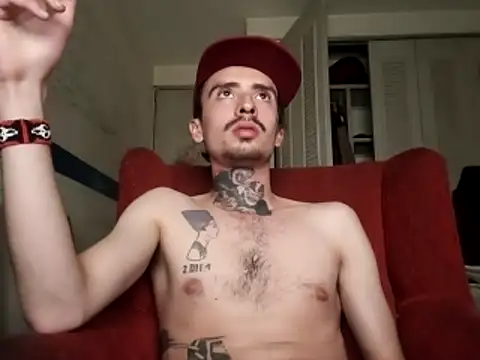 Snapshot of poisonArt chatting on February 14, 4:42 am poisonArt online show from February 14, 4:42 am