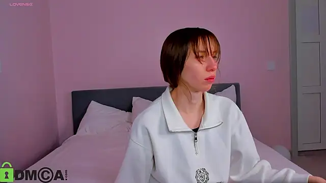 Lisbeth  Salander online show from November 21, 2:43 am