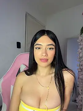 mandy222  online show from August 7, 4:36 am