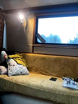 ladyboatlady online show from October 3, 6:32 am