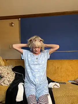 ladyboatlady online show from October 29, 7:21 am