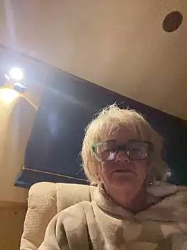 ladyboatlady online show from February 14, 12:29 am