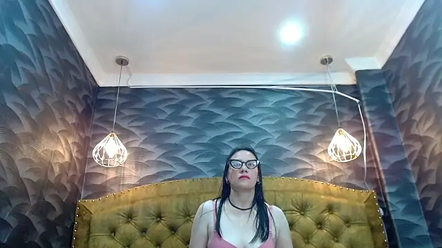 Snapshot of AvaNahomix chatting on October 26, 1:39 pm AvaNahomix online show from October 26, 1:39 pm