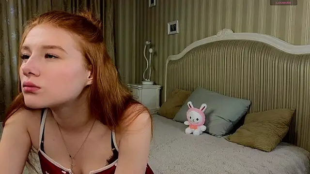 Snapshot of Juuulia_ chatting on September 22, 2:41 pm Juuulia online show from September 22, 2:41 pm