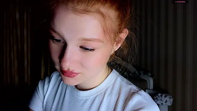 Snapshot of Juuulia_ chatting on March 9, 12:53 pm Juuulia online show from March 9, 12:53 pm