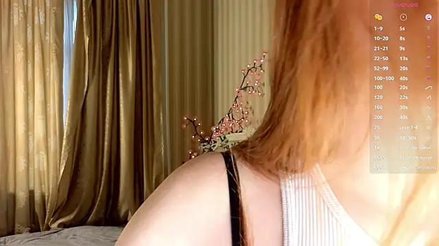 Snapshot of Juuulia_ chatting on March 20, 1:27 pm Juuulia online show from March 20, 1:27 pm