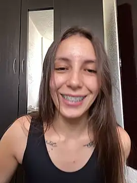paula miler1 online show from May 26, 12:45 pm