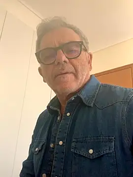 MARCO NI online show from December 2, 3:07 pm