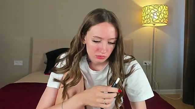 cutienaughtygirl online show from July 11, 8:06 am