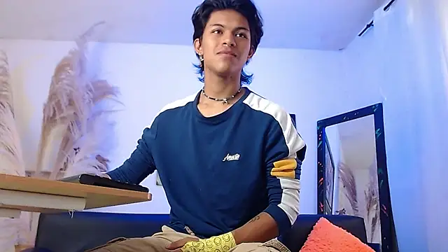 Snapshot of dreyk20 chatting on October 3, 2:58 pm dreyk20 online show from October 3, 2:58 pm