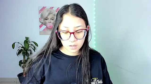 rouse red online show from September 21, 2:08 pm