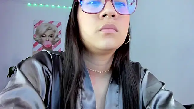 rouse red online show from October 21, 7:25 pm