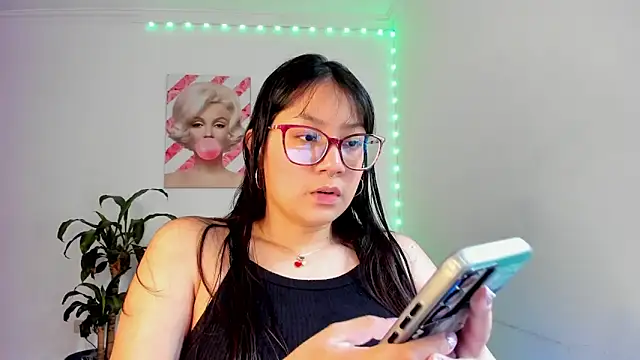 rouse red online show from November 6, 7:15 pm