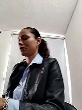 SofiaDelicia online show from October 21, 1:34 pm