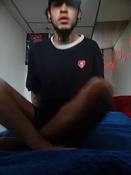 Tattoboy19cm online show from December 14, 1:38 pm