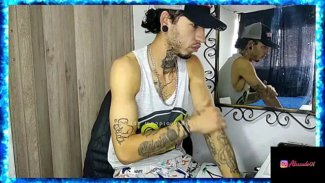 Tattoboy19cm online show from June 19, 7:28 pm